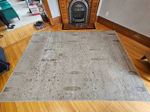 lot 87 image: Distressed Oriental Pattern Area Rug Dynamic Rugs