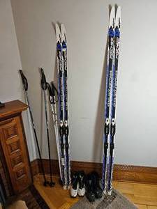 lot 144 image: Married Set of Fisher Nordic Skis & Boats
