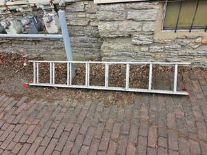 lot 210 image: 16-Foot Aluminum Extension Ladder