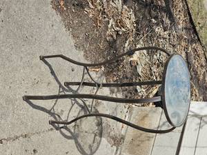 lot 204 image: Contemporary Iron Patio Table