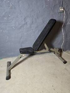 lot 153 image: Best Fitness Adjustable Weight Bench