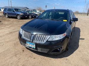lot 6 image: 2010 Lincoln MKS