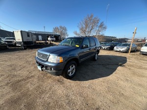 lot 12 image: 2003 Ford Explorer