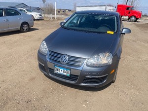 lot 22 image: 2005 Volkswagen Jetta