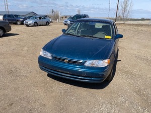 lot 29 image: 1998 Toyota Corolla