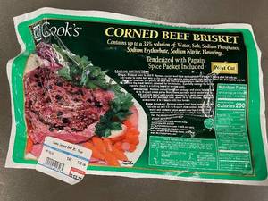 lot 105 image: Cooks Corned Beef Brisket with Spice Packet 2.33lbs