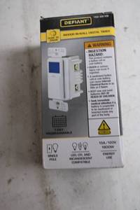 lot 39 image: Defiant 7-Day Programmable In-Wall Digital Timer