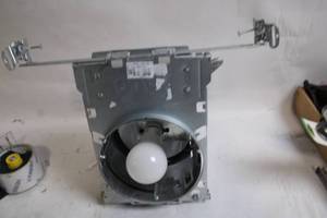 lot 48 image: Recessed Lighting Fixture with Install Bracket