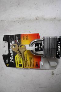 lot 84 image: Master Lock Stainless Steel Padlock with Keys - 4in