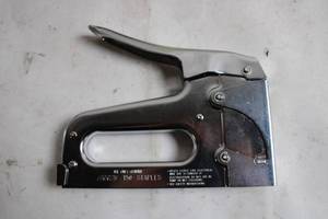 lot 86 image: Arrow T50 Heavy Duty Staple Gun