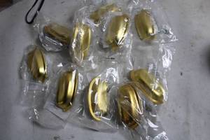lot 102 image: Collection of 10 Sealed Gold-Plated Drawer Pulls