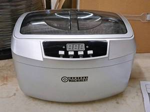 lot 473 image: Central Machinery 2.5-Liter Ultrasonic Cleaner (New ) with Box and Power Cord