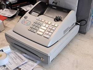 lot 493 image: Casio Electronic Cash Register PCR-T265 with Keys