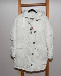 lot 14 image: Universal Thread Womens Small Long Parka Jacket - Cream, New With Tags