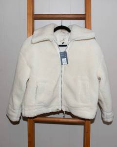 lot 23 image: Universal Thread Medium Faux Sherling Cream Zip-Up Coat with Adjustable Waist - New with Tags