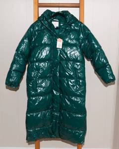 lot 35 image: A New Day Medium Water Resistant Green Hooded Full Length Puffer - New with Tags