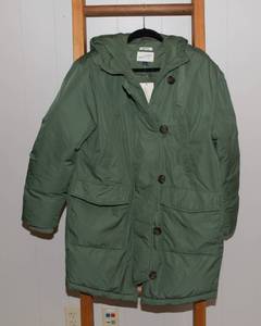 lot 41 image: Universal Thread Womens Medium Long Parka Jacket - Olive, New WithTags