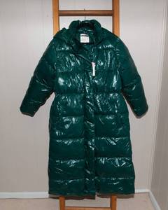 lot 50 image: A New Day Large Water Resistant Green Hooded Full Length Puffer - New with Tags