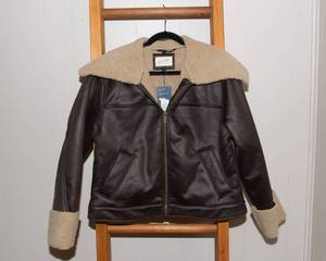 lot 53 image: Universal Thread Large Brown Faux Leather Bomber Jacket - New With Tags