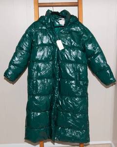 lot 59 image: A New Day XL Water Resistant Green Hooded Full Length Puffer - New with Tags