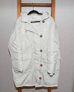 lot 62 image: Universal Thread Womens XL Long Parka Jacket - Cream, New Without Tags