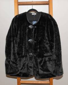 lot 84 image: Universal Thread Womens XXL Faux Fur Black Coat  New With Tags