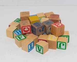 lot 14 image: Vintage Wooden Block