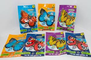 lot 19 image: Set of 7 Brand New Airbutterfly Poly Butterfly Kites