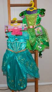 lot 28 image: Set of 2 Childrens Princess Costumes  Size 5-6