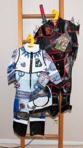 lot 31 image: Set of 2 Brand New Adventure Costumes  Size 5-6 (Astronaut & Ninja)