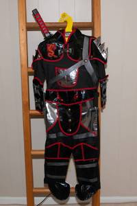 lot 62 image: Ninja Costume size 56