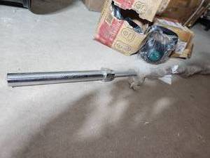 lot 32 image: Weights