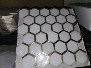 lot 46 image: 7 sheets karats mosiac tile