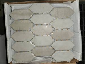 lot 76 image: Miramo pearl picket mosiac tile