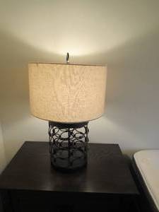 lot 27 image: Table Lamp