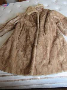 lot 42 image: Vintage Mink Swing coat