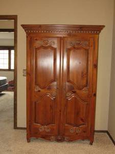 lot 46 image: ChifferobeArmoire by Ethan Allen