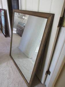 lot 94 image: Antique Mirror
