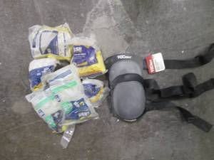 lot 51 image: Tike spacers, knee pads and more...