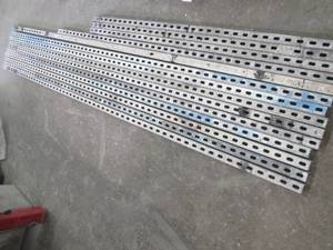 lot 91 image: Lot of assorted length angle ironu...