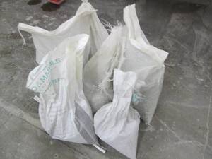 lot 157 image: Bundle of bags containing decorativ...