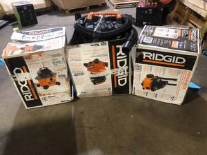 lot 34 image: Lot of Assorted wetDry Shop Vacs Various Models and Conditions  Customer Returns See Pictures