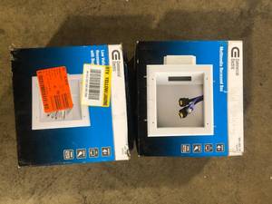 lot 39 image: Lot of Assorted Electrical Items Various Models and Conditions   Customer Returns See Pictures