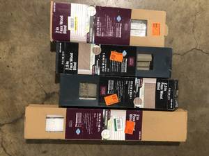 lot 42 image: Lot of Assorted Window Blinds Various Models and Conditions   Customer Returns See Pictures