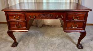 lot 27 image: Vintage Executive Clawfoot Office Desk