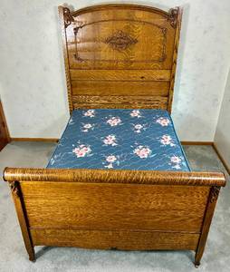 lot 13 image: Antique Full Size Bed with Headboard and Footboard, Tigerwood Accents