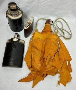 lot 80 image: Vintage Flask Collection