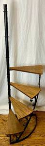 lot 33 image: Spiral Staircase Plant Stand