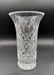 lot 53 image: Waterford Crystal Footed Vase 8.5