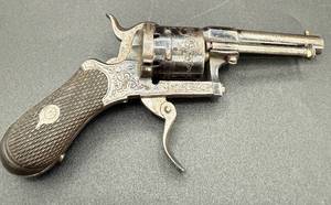 lot 61 image: Antique 19th Century Pocket Revolver